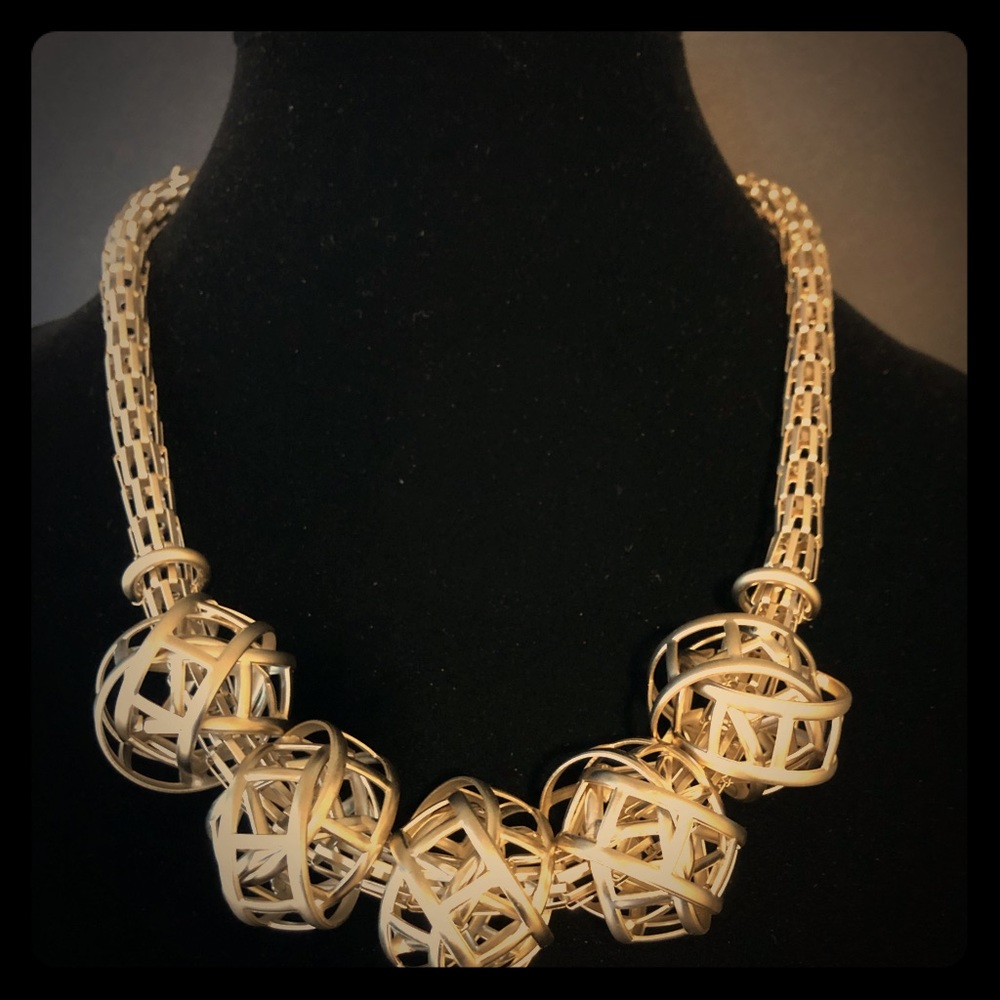 Knot your average necklace